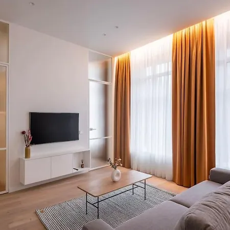 Downtown Getaway By Prime I 考纳斯