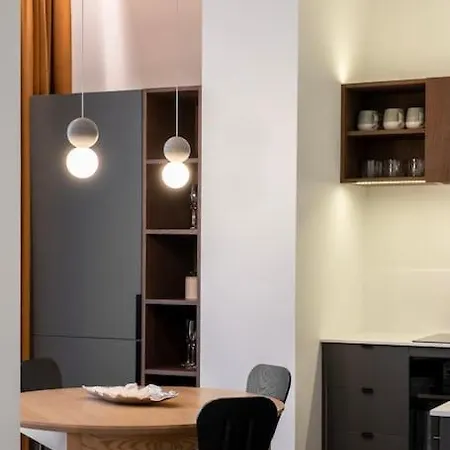 Apartment Downtown Getaway By Prime I *